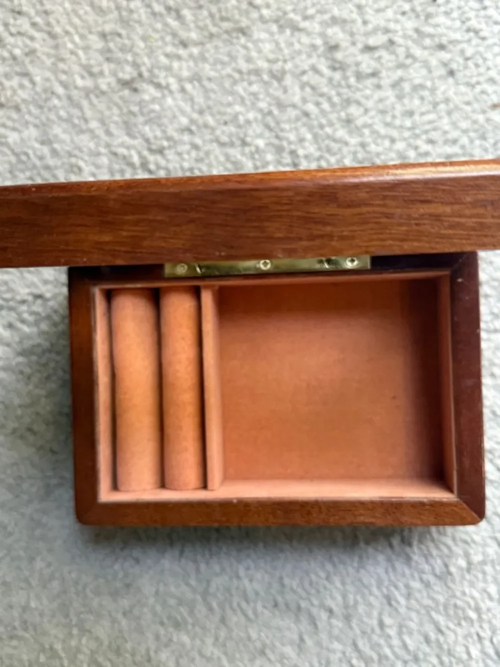 Vintage Wooden Jewelry Box with Etched Glass Bird !